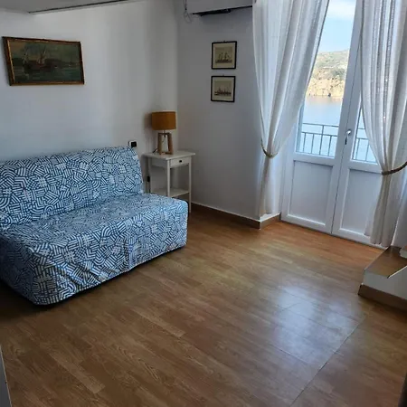 Luci Del Mari Guest house Ponza