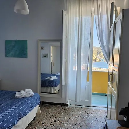 Guest house Luci Del Mari Ponza